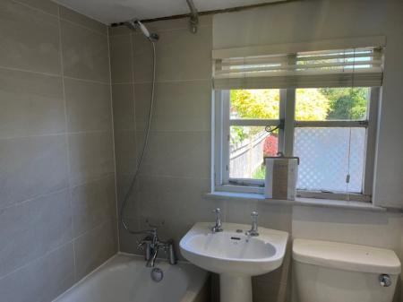 2 bedroom Terraced House to let in High Street, Ticehurst, TN5