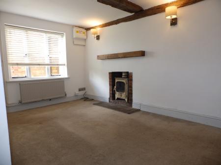 2 bedroom Terraced House to let in High Street, Ticehurst, TN5