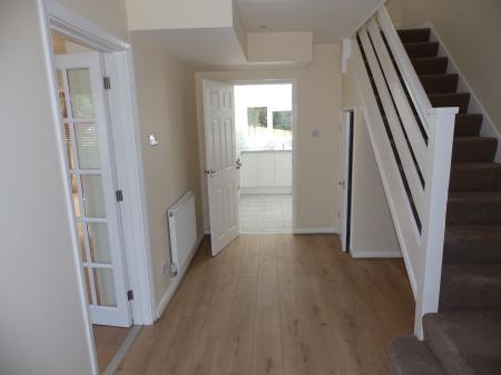 4 bedroom Detached house to let in Broad Oak Close, Tunbridge Wells, TN2