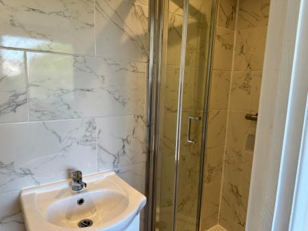 4 bedroom Detached house to let in Broad Oak Close, Tunbridge Wells, TN2