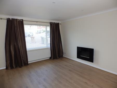 4 bedroom Detached house to let in Broad Oak Close, Tunbridge Wells, TN2