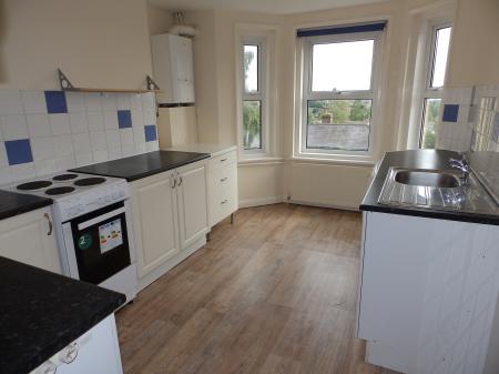 3 bedroom Flat to let in Hastings Road, Pembury, TN2