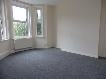 3 bedroom Flat to let in Hastings Road, Pembury, TN2