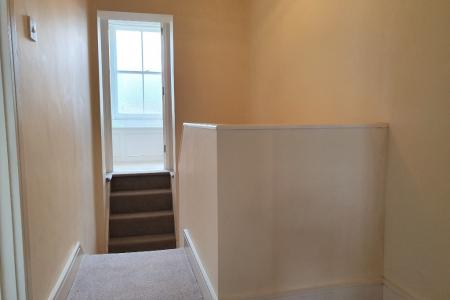 1 bedroom Flat to let in Garden Road, Tunbridge Wells, TN1