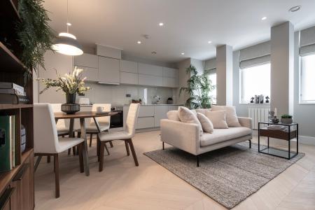 2 bedroom Flat to let in Mount Ephraim, Tunbridge Wells, TN4