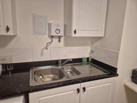 0 bedroom Office to let in Vale Road, Tunbridge Wells, TN1