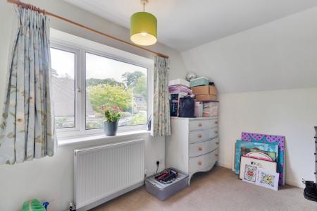 2 bedroom Detached house for sale in Grampian Close, Tunbridge Wells, TN2