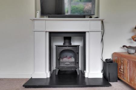 2 bedroom Detached house for sale in Grampian Close, Tunbridge Wells, TN2