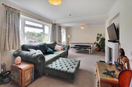2 bedroom Detached house for sale in Grampian Close, Tunbridge Wells, TN2