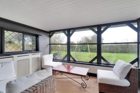 5 bedroom Detached house for sale in Darman Lane, Paddock Wood, TN12