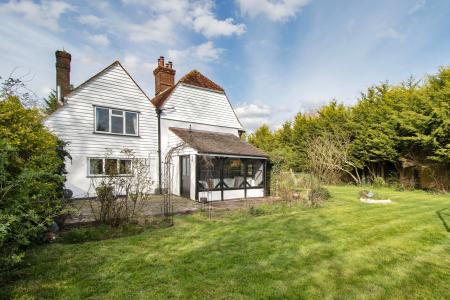 5 bedroom Detached house for sale in Darman Lane, Paddock Wood, TN12