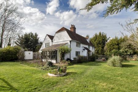 5 bedroom Detached house for sale in Darman Lane, Paddock Wood, TN12