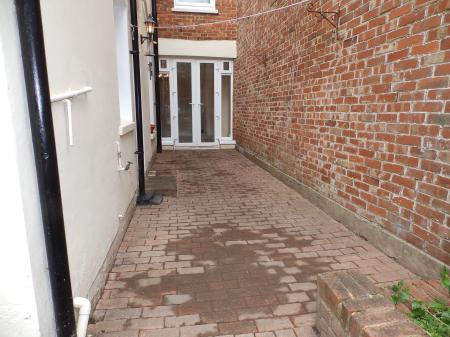 1 bedroom Flat to let in Stephens Road, Tunbridge Wells, TN4