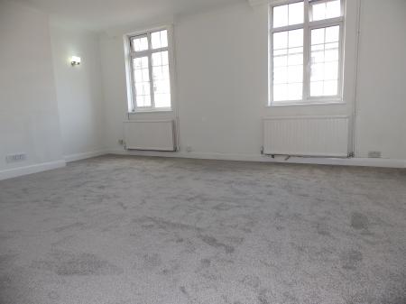 3 bedroom Maisonette to let in Grosvenor Road, Tunbridge Wells, TN1