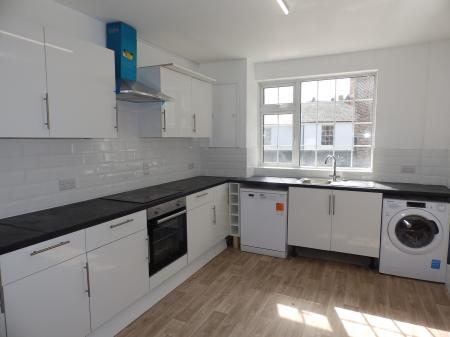 3 bedroom Maisonette to let in Grosvenor Road, Tunbridge Wells, TN1