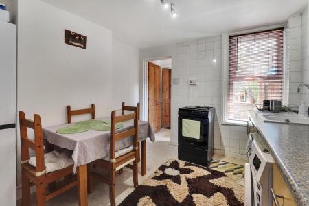 2 bedroom Terraced House for sale in Rochdale Road, Tunbridge Wells, TN1