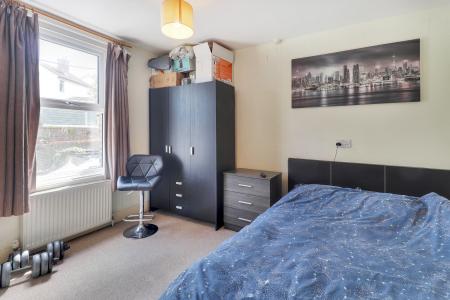 2 bedroom Terraced House for sale in Rochdale Road, Tunbridge Wells, TN1