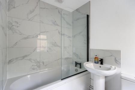 2 bedroom Terraced House to let in Stanley Road, Tunbridge Wells, TN1