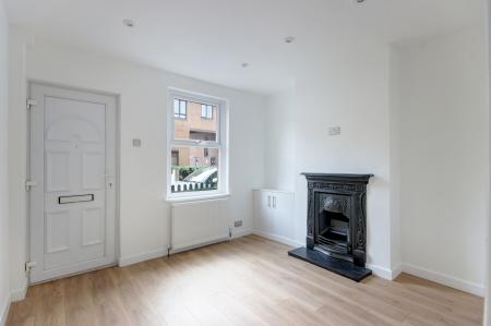 2 bedroom Terraced House to let in Stanley Road, Tunbridge Wells, TN1