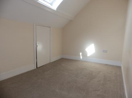 4 bedroom Semi-detached house to let in Dorset Road, Tunbridge Wells, TN2