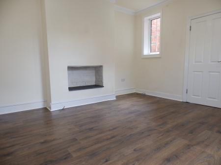 4 bedroom Semi-detached house to let in Dorset Road, Tunbridge Wells, TN2
