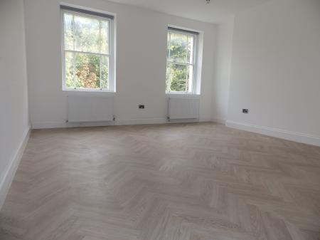 3 bedroom Flat to let in Mount Pleasant Avenue, Tunbridge Wells, TN1