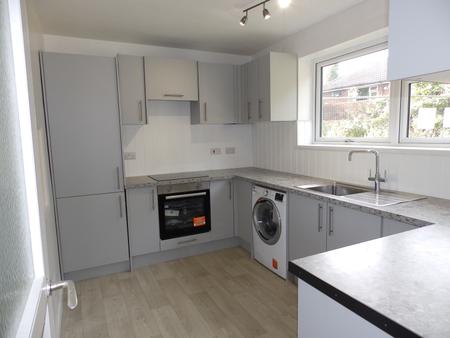 2 bedroom Flat to let in Chilston Road, Tunbridge Wells, TN4