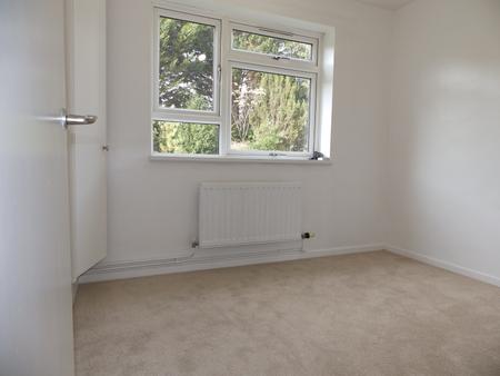 2 bedroom Flat to let in Chilston Road, Tunbridge Wells, TN4