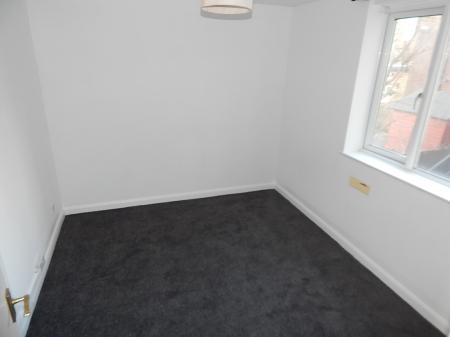 2 bedroom Flat to let in St Margarets Street, Rochester, ME1
