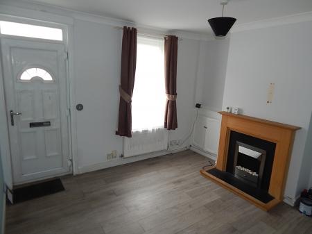 2 bedroom Terraced House to let in Rose Street, Rochester, ME1
