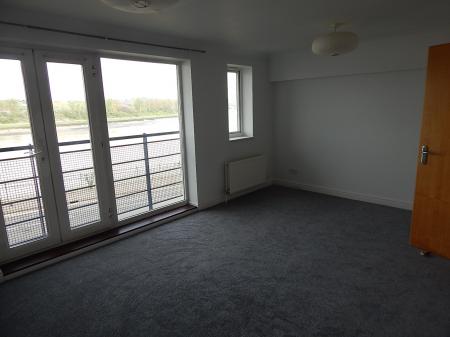 1 bedroom Flat to let in Horatio Place, Fennel Close, Rochester, ME1