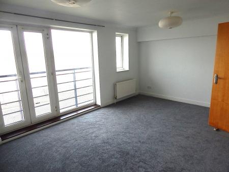 1 bedroom Flat to let in Horatio Place, Fennel Close, Rochester, ME1