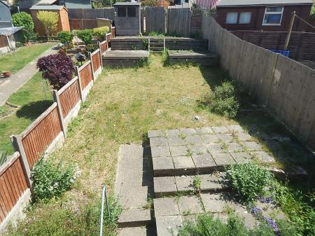 2 bedroom Semi-detached house to let in The Tideway, Rochester, ME1