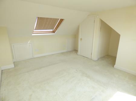 3 bedroom Semi-detached house for sale in Great Berry Lane, Langdon Hills, SS16