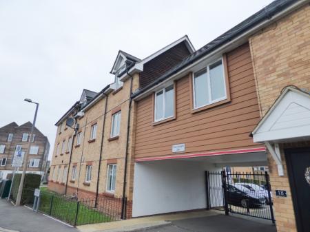 Southend Road, Stanford-le-Hope, SS17