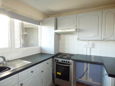 1 bedroom Flat to let in The Knares, Basildon, SS16