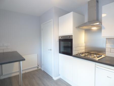 1 bedroom Flat to let in Doddinghurst Road, Brentwood, CM15