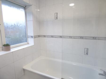 3 bedroom Terraced House to let in Beech Road, Basildon, SS14