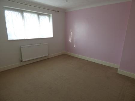 3 bedroom Terraced House to let in Beech Road, Basildon, SS14