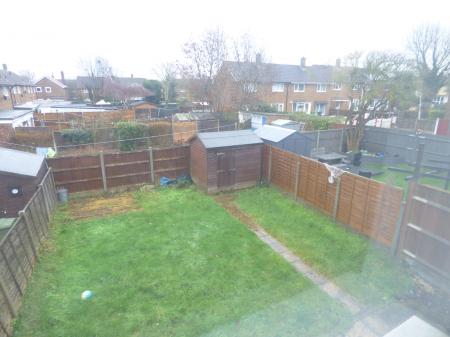 3 bedroom Terraced House to let in Beech Road, Basildon, SS14