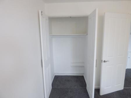 1 bedroom Flat to let in The Knares, Basildon, SS16