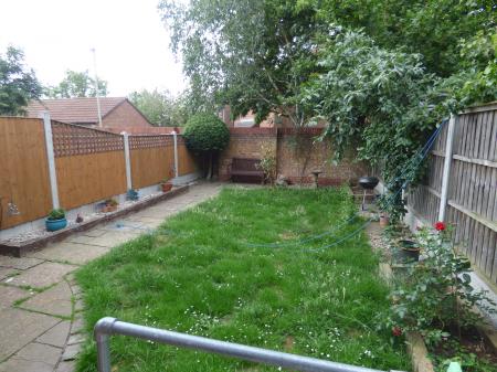1 bedroom Flat to let in Wellington Place, Brentwood, CM14