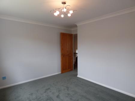 4 bedroom Detached house to let in Eisenhower Road, Laindon, Basildon, SS15
