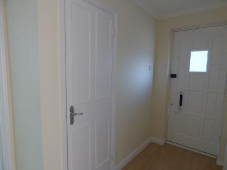 2 bedroom Flat to let in Shepeshall, Lee Chapel North, Basildon, SS15