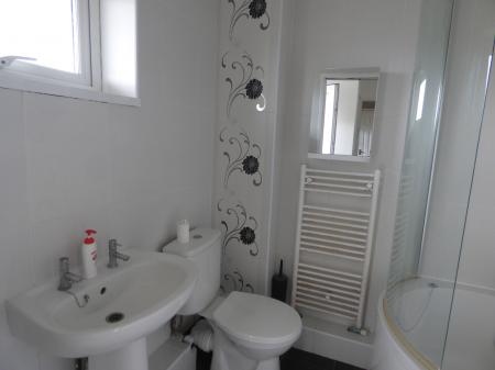 1 bedroom Flat to let in Thistledown, Basildon, SS14