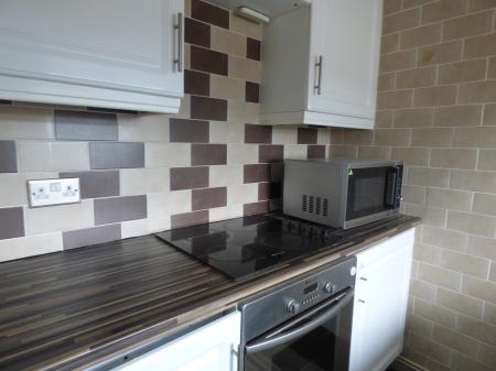 1 bedroom Flat to let in Thistledown, Basildon, SS14