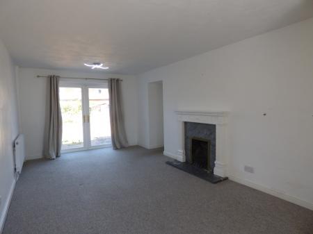 3 bedroom Terraced House to let in Whitmore Way, Basildon, SS14