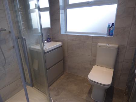 3 bedroom Bungalow to let in Leigh on Sea, Eastwood