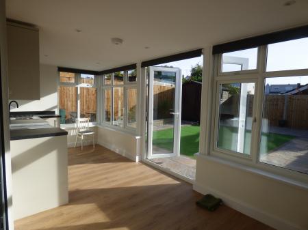 3 bedroom Bungalow to let in Leigh on Sea, Eastwood