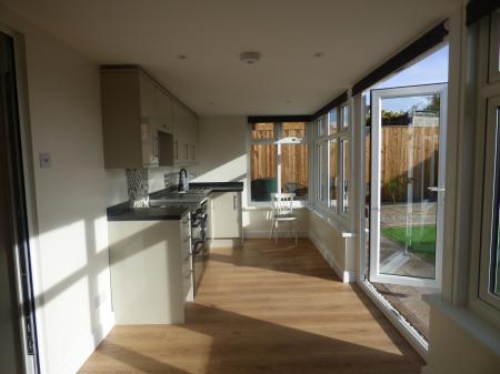 3 bedroom Bungalow to let in Leigh on Sea, Eastwood